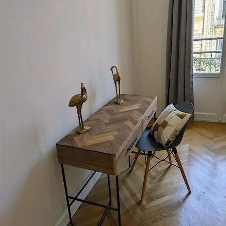 3 Pieces 70m2 Coeur De דירה